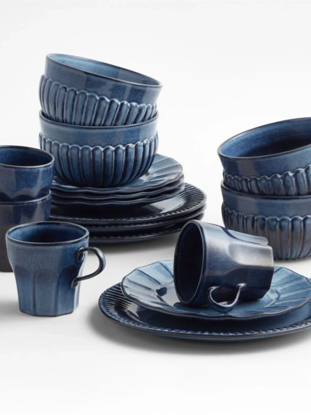 New set of crate & barrel cove indigo mugs
